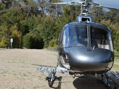 Wairoa Gorge helicopter bikers - Wairoa Gorge trail riding